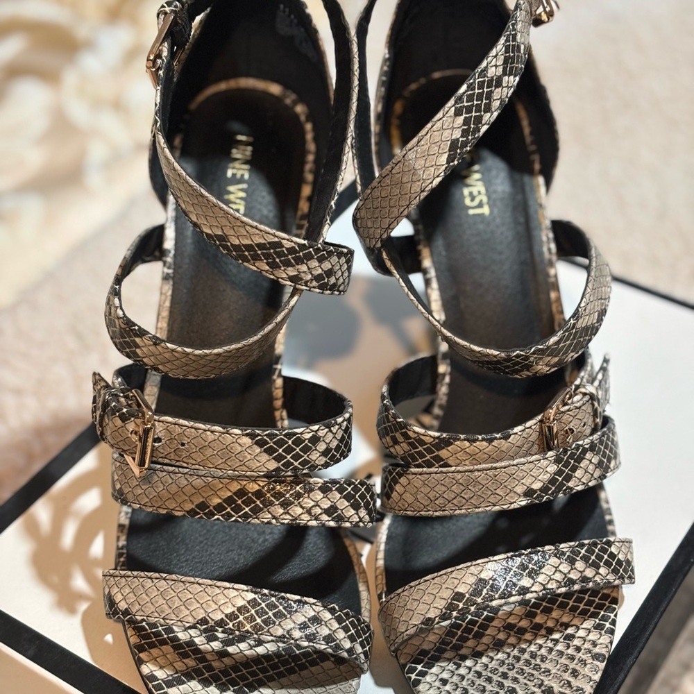 Nine West Black and Cream Elegant Heels